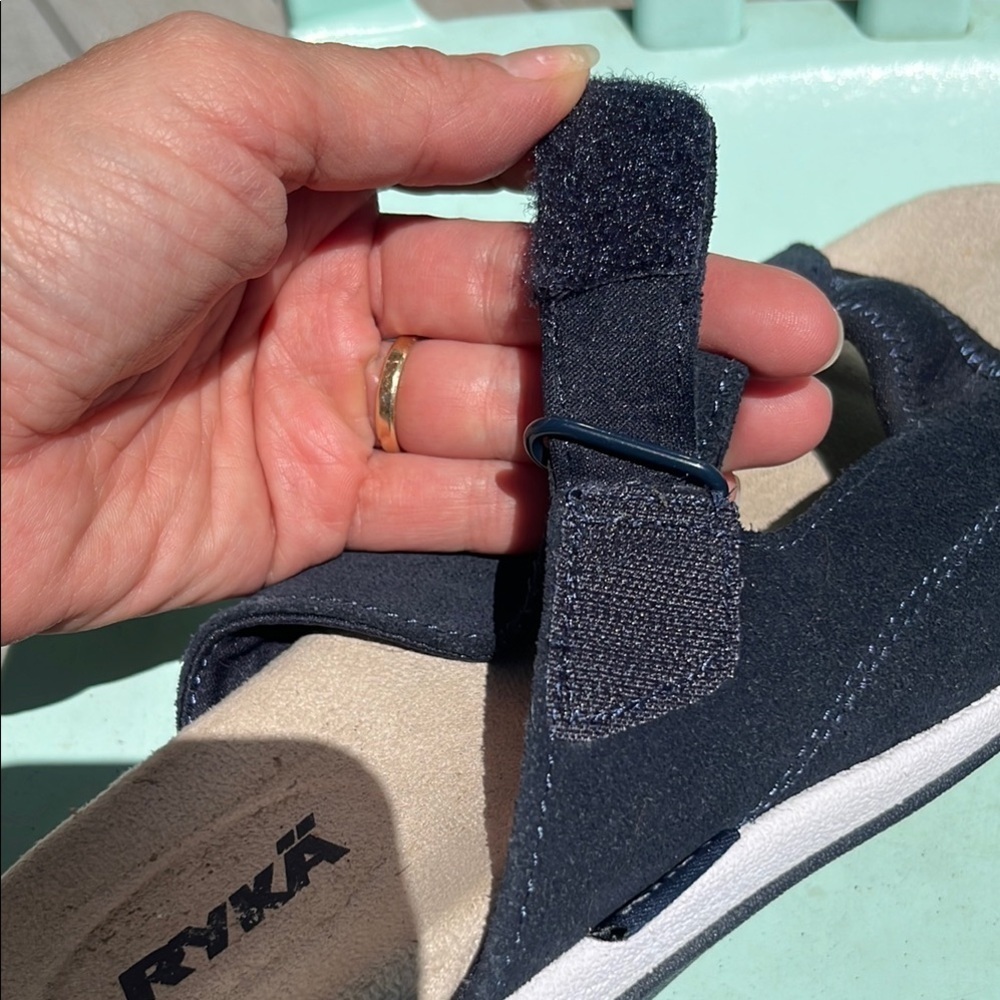 Ryka Women’s Blue Suede Slide Sandals size 8 wide - Picture 4 of 5